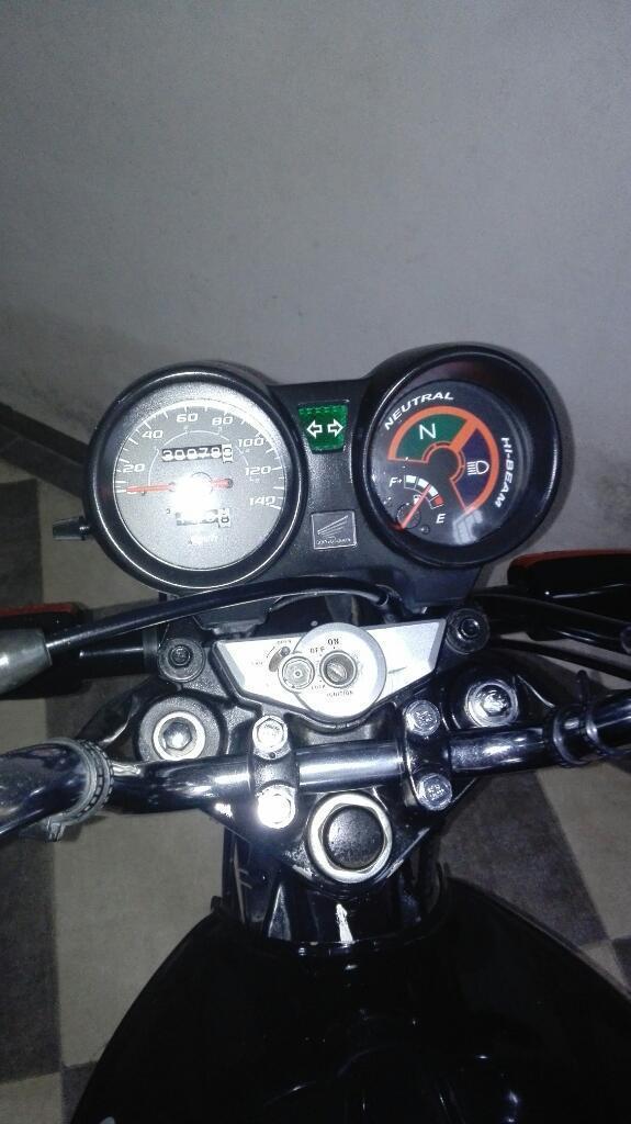 Honda Titan Negociable