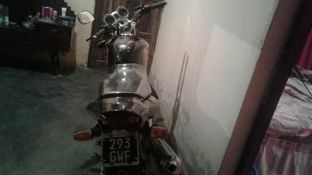 Vendo Honda Twister Cbx 250 No N Permuto