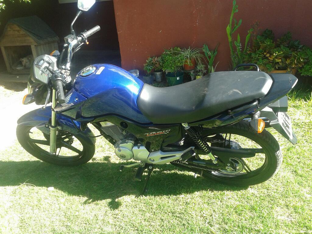 Vendo New Titan 2016.con 4700km