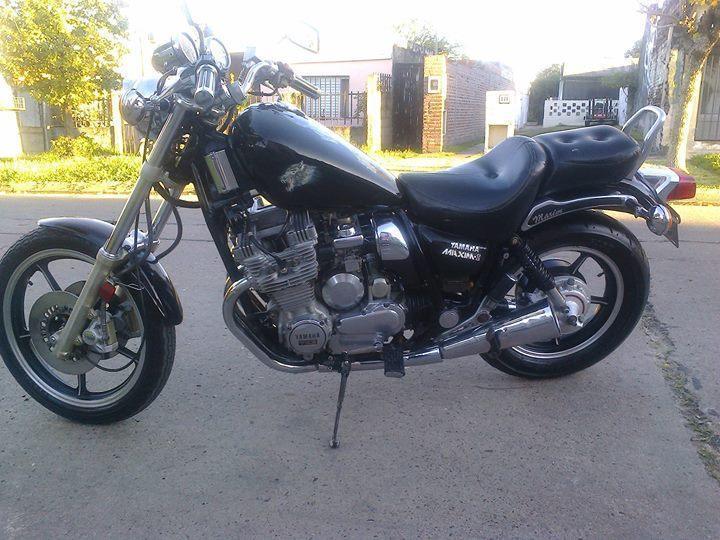 Yamaha Maxim 750