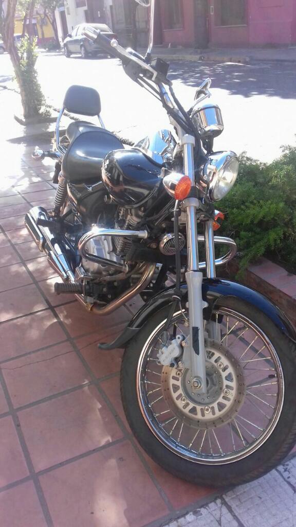 Moto Avenger 220cc Buen Estado