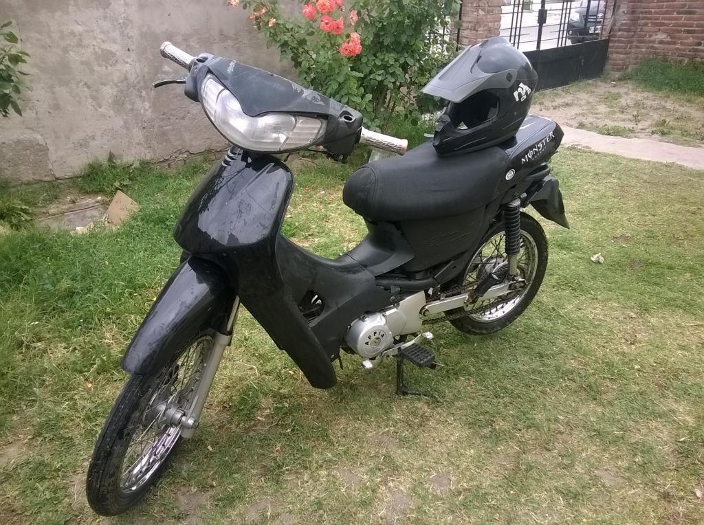 vendo solo vendo moto mas casco appia 110cc