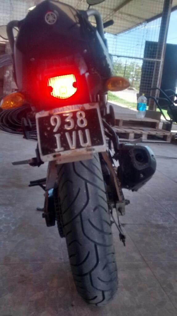 Vendo O Permuto Yamaha Fz