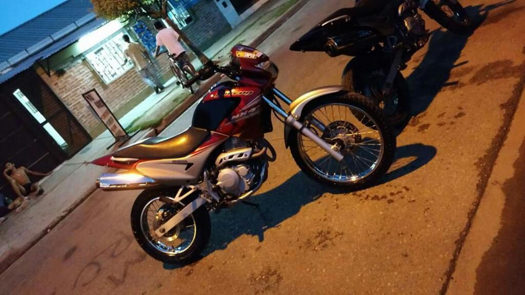Vendo Honda Nx4 Impecable Permuto