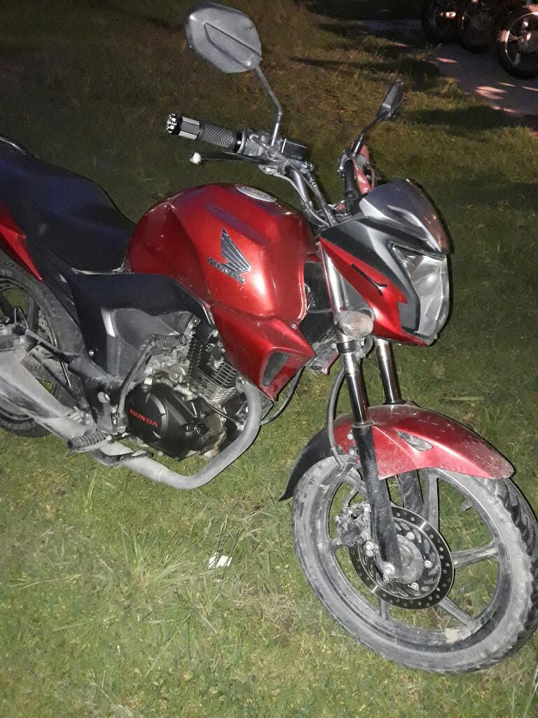 Sevende Linda Moto Honda Invita