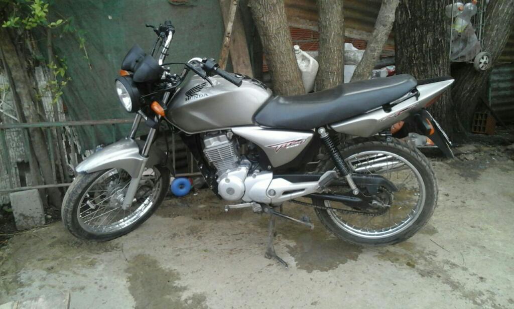 Titan M.2012 Vendo Urgente 25.000