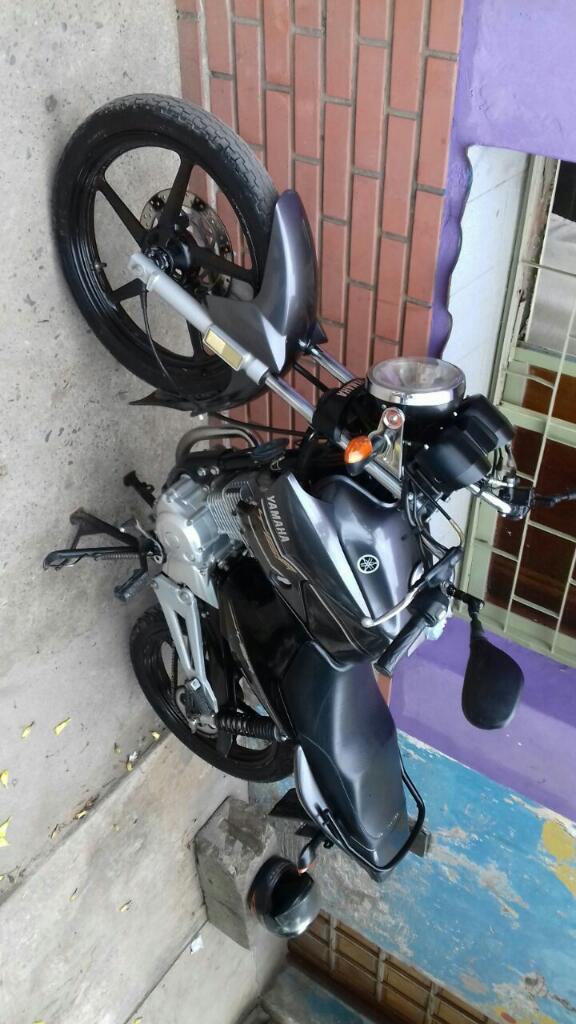 Vendo Moto Ybr Factor 125 en Buen Estado