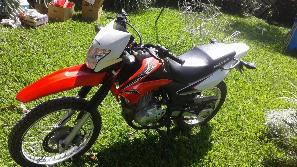 Honda xr 150 impecable recibo moto chica