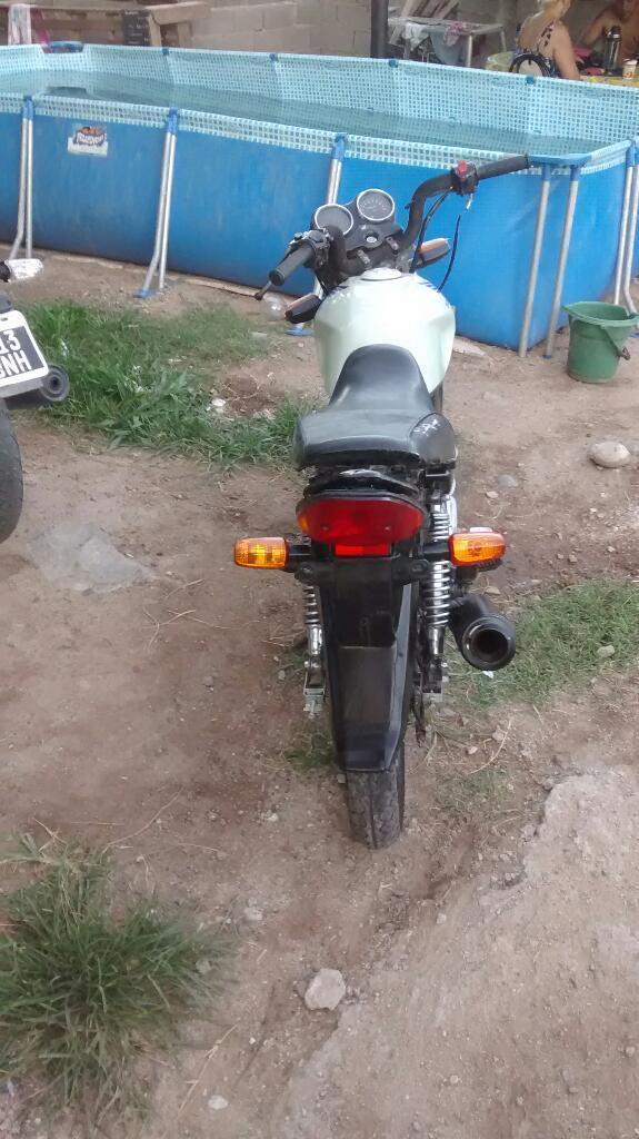 Vendo Moto