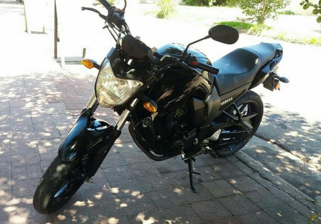 Vendo Moto Yamaha Fz Casi Nueva Perfecto Estado Poco Uso