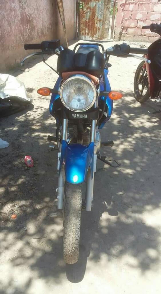 Vendo O Permuto Yamaha Ybr