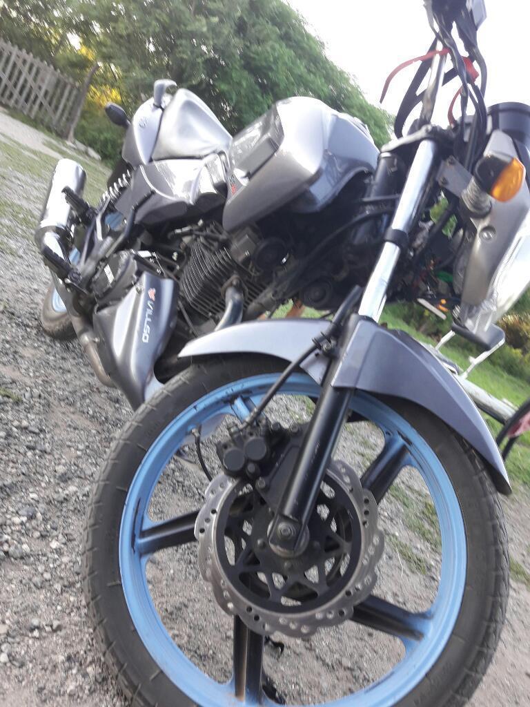 Vendo Moto Altino 150 Modelo 2013