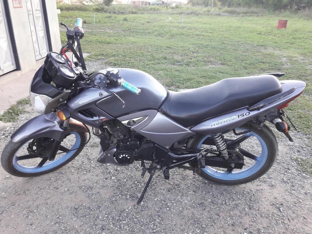 Vendo Moto Altino 150 Modelo 2013