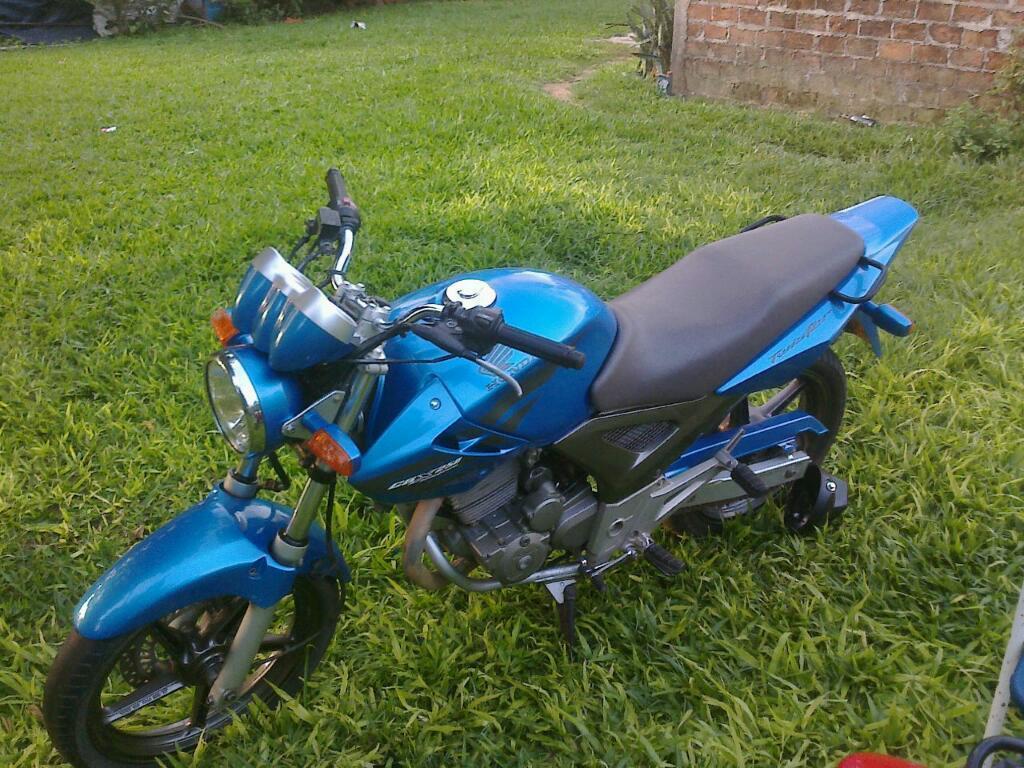 Vendo Honda Twister 250
