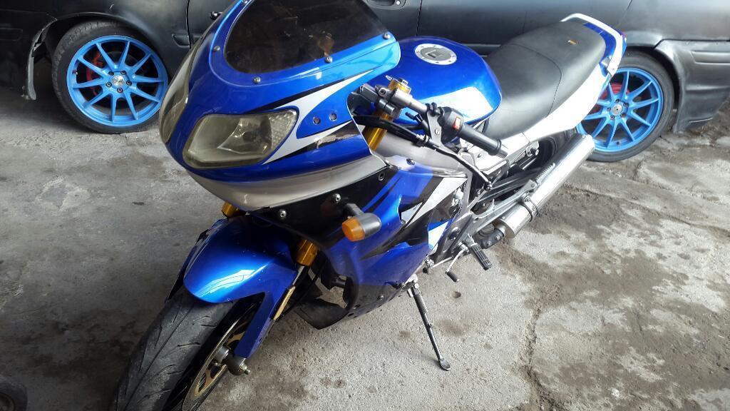 Vendo Honda 200cc