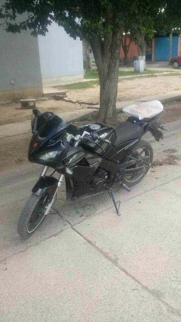Vendo Moto Gilera 200 Modelo. 2013
