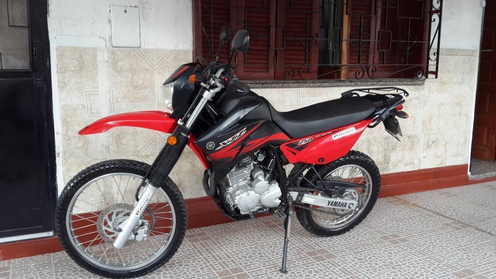 Vendo Yamaha Xtz 250c 2014 5000km