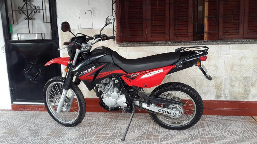 Vendo Yamaha Xtz 250c 2014 5000km