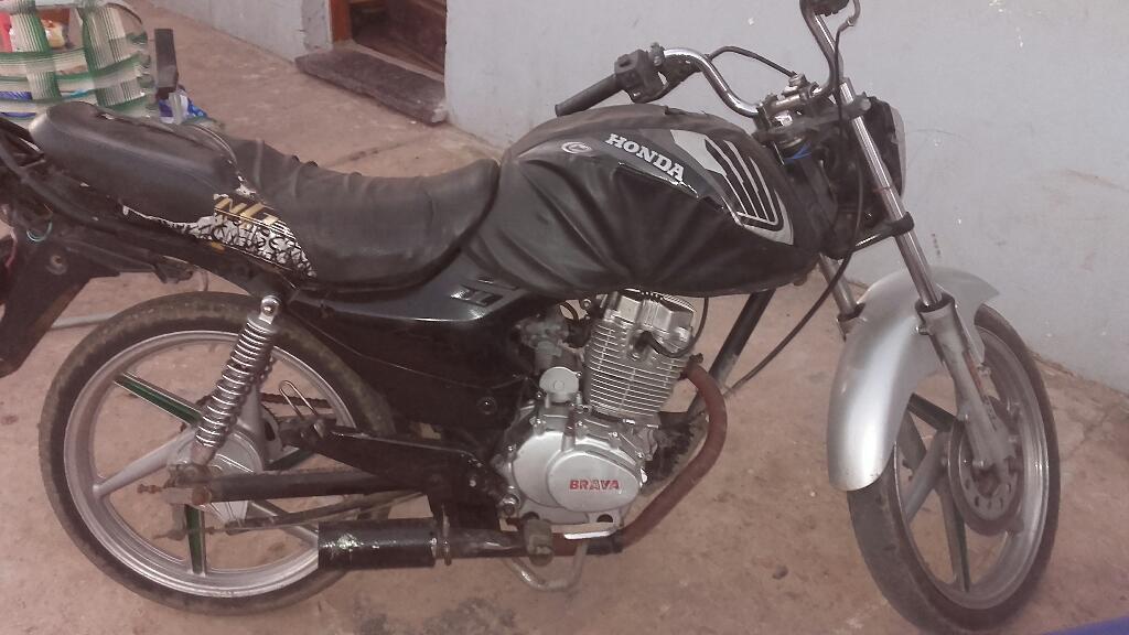 Vendo Moto Brava 150