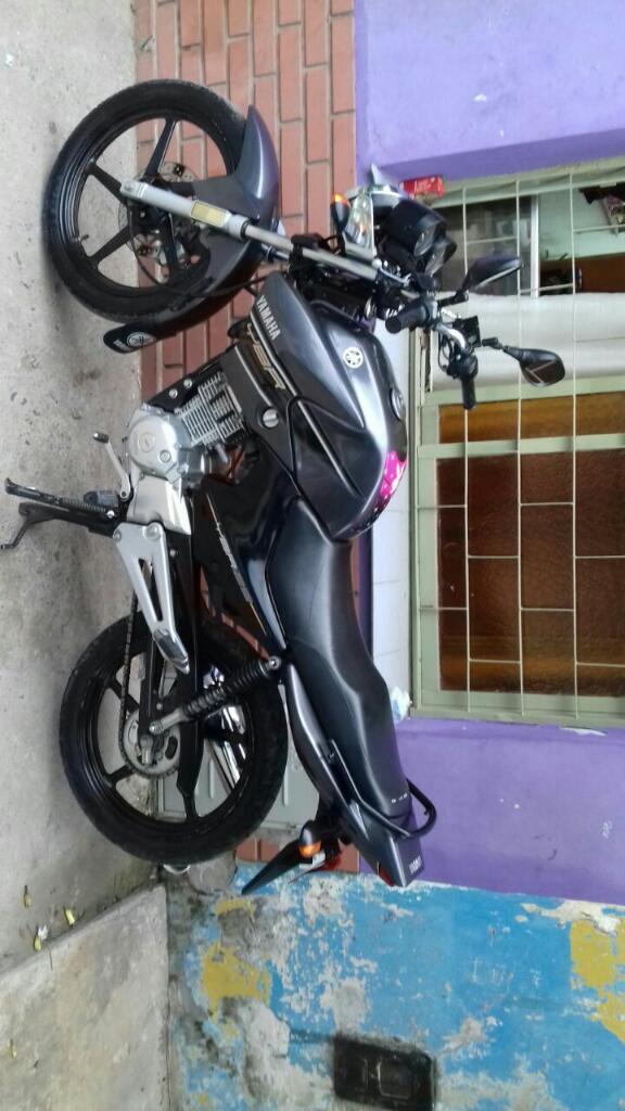 Vendo Moto Ybr Factor 125 en Buen Estado