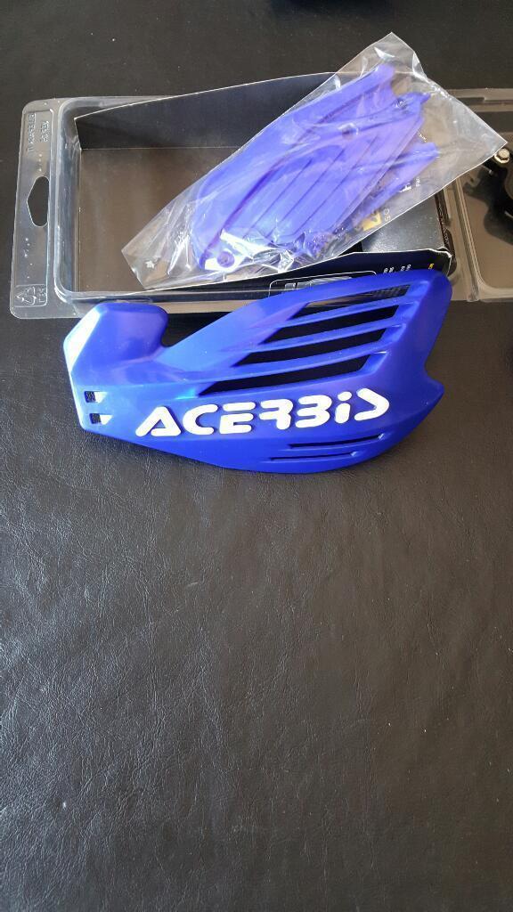 Vendo Cubre Manos Acerbis