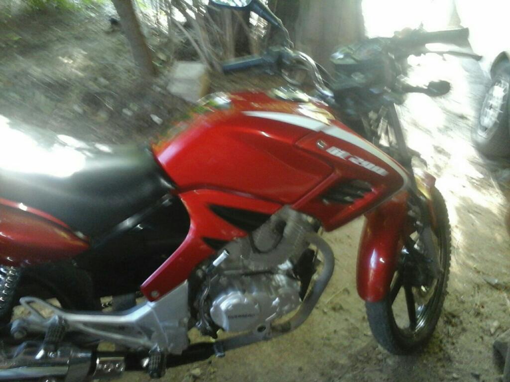 Vendo Moto