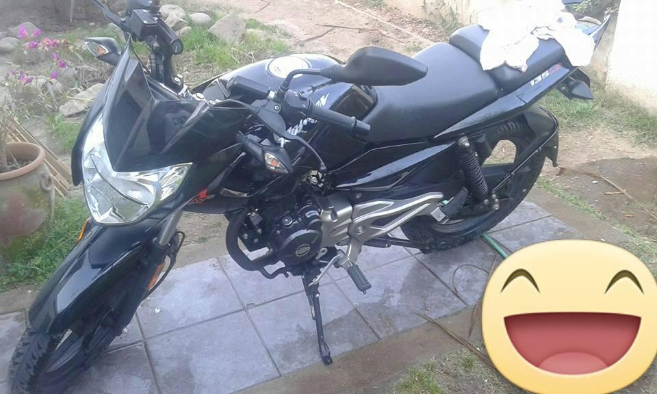 VENDO URGENTE ROUSER 135 LS 2015