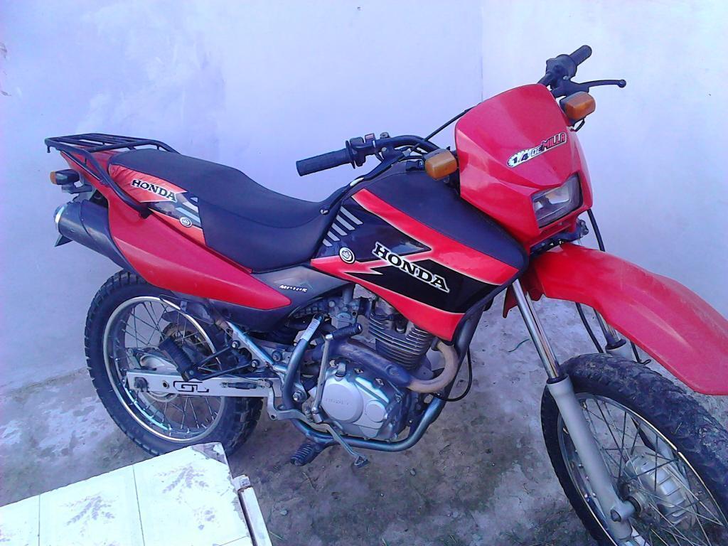 Vendo Moto Honda Bross 125cc. Mod. 2009