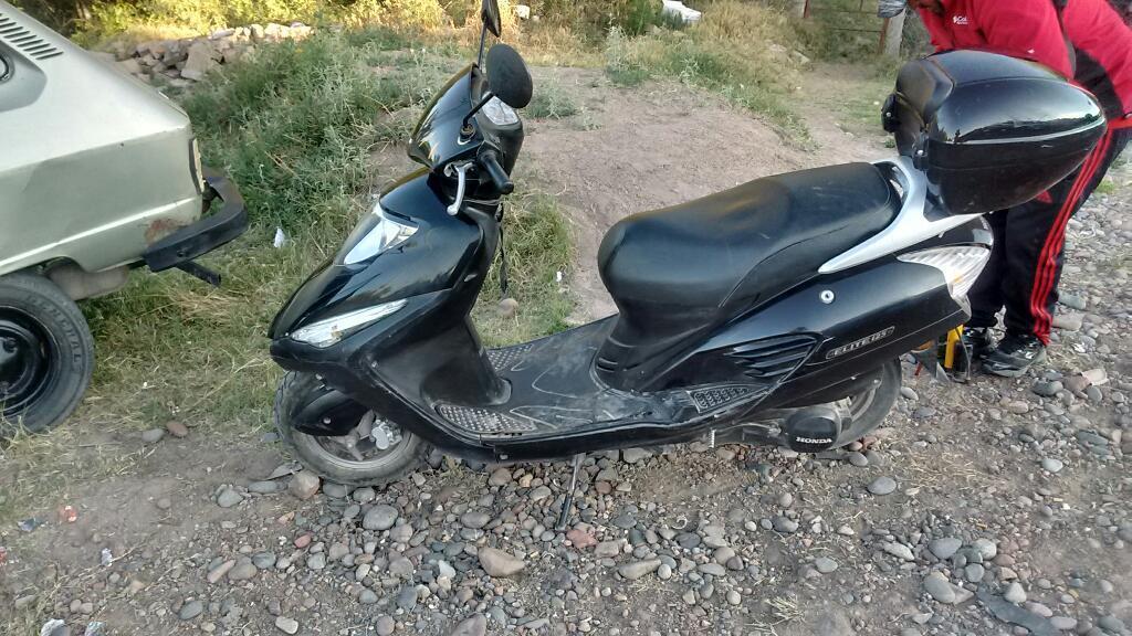 Regalo Urgenye Honda 125 8000