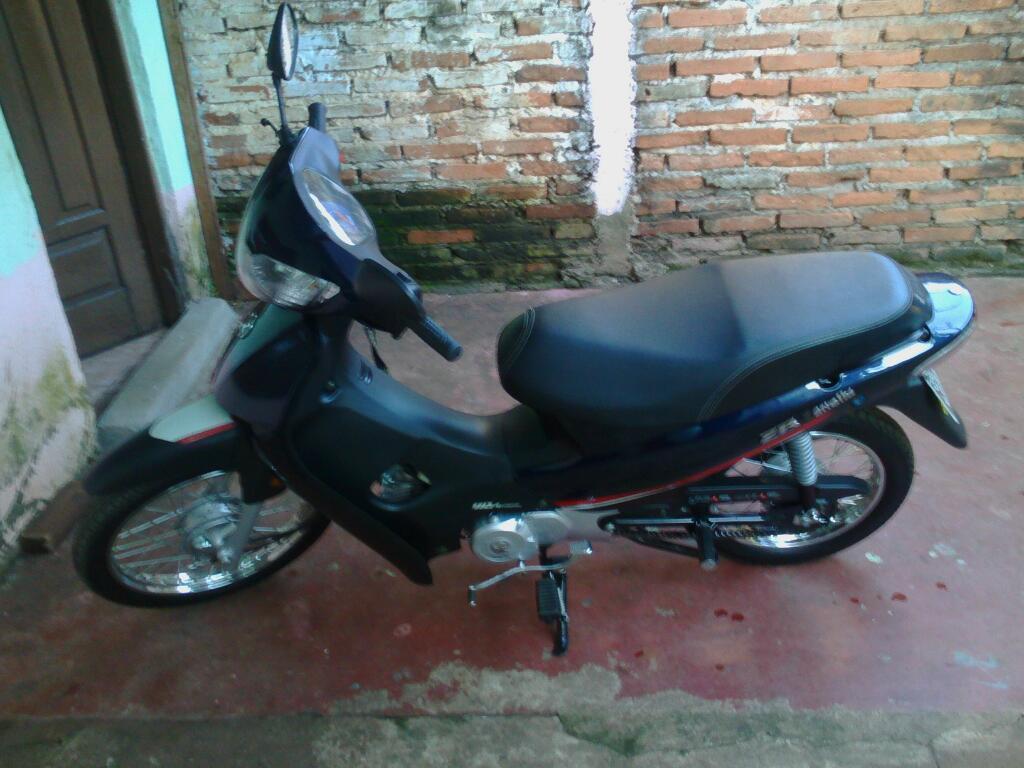 Hla Vendo Solo X Hay Zb 12.500 Año 2015