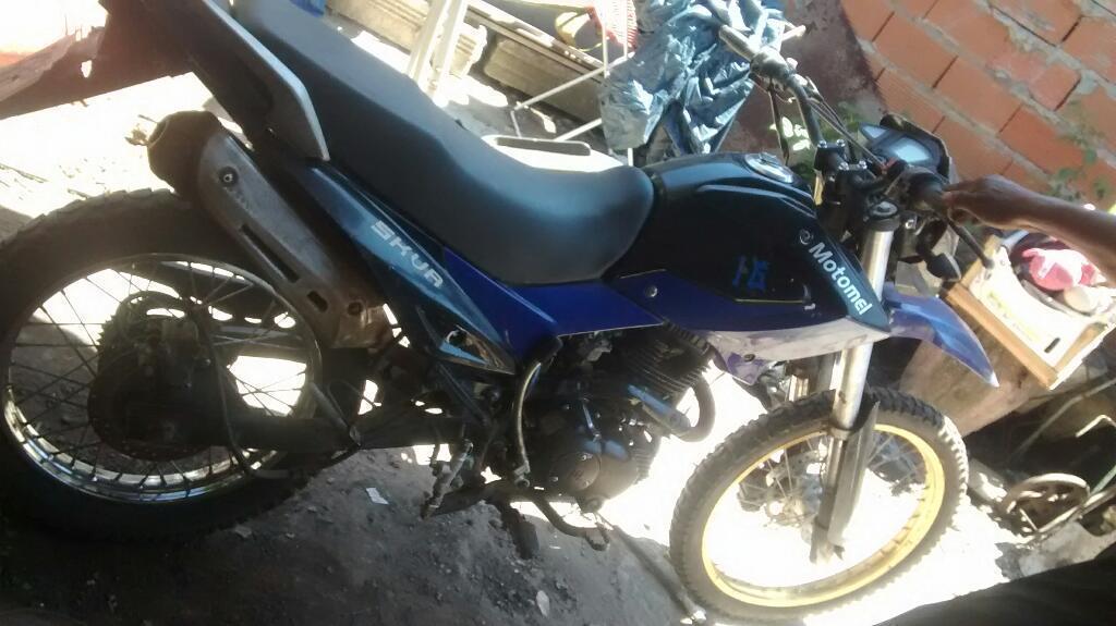 Liquido Motomel Skua 250cc