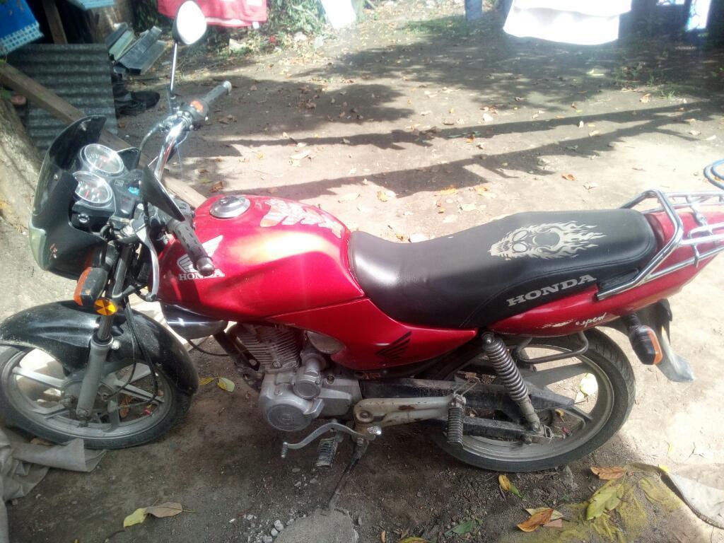Vendo Honda Storm 2009