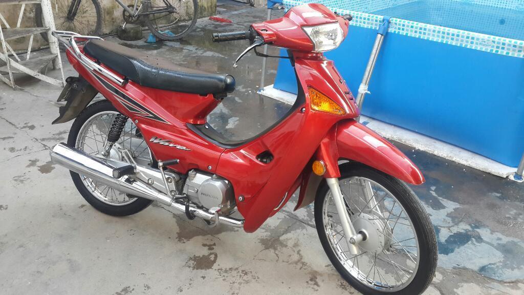Vendo Honda Wave Modelo 2011 en Muy Buen Estado Todo Los Papeles 08 Firmado Pido 15 Mil
