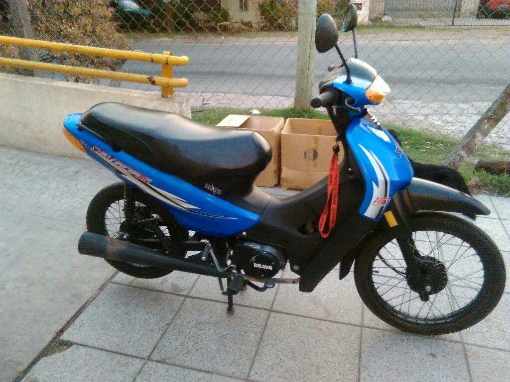 Vendo Moto Brava Base 2016