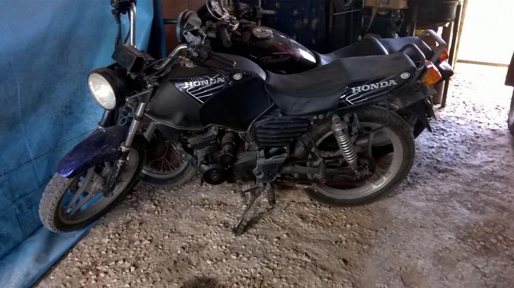 Vendo Honda Cbx 150 Y Honda Xr 125