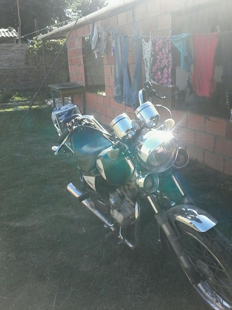 Vendo O Permuto Motomel Custon 150