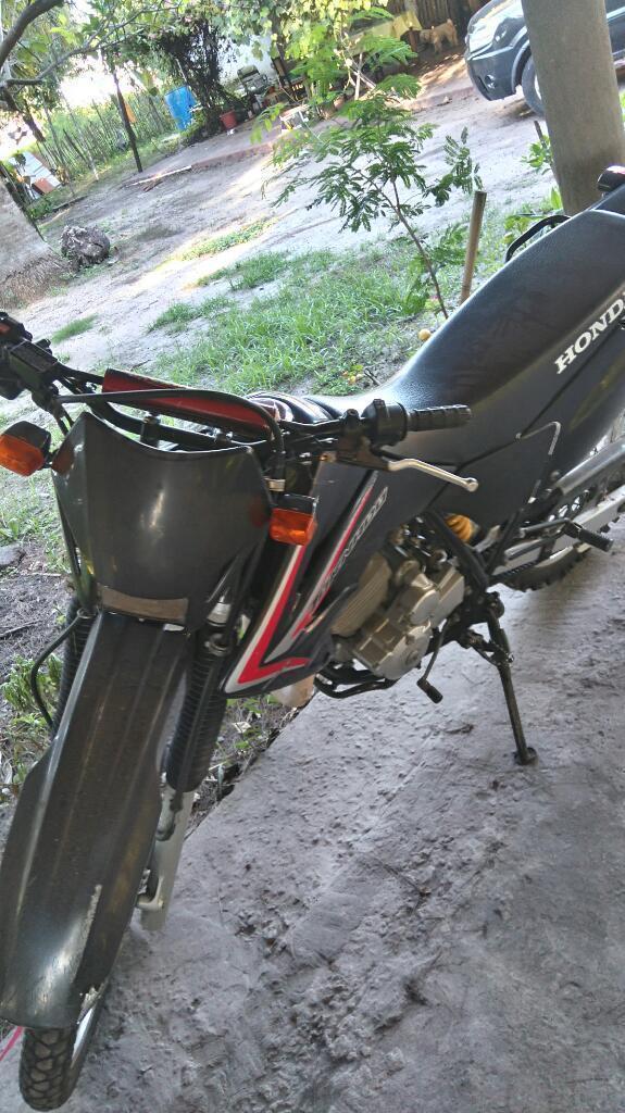 Moto Honda Tornado 250 2014.impecable