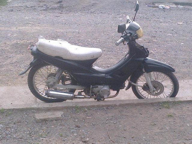 Vendo moto Konisa