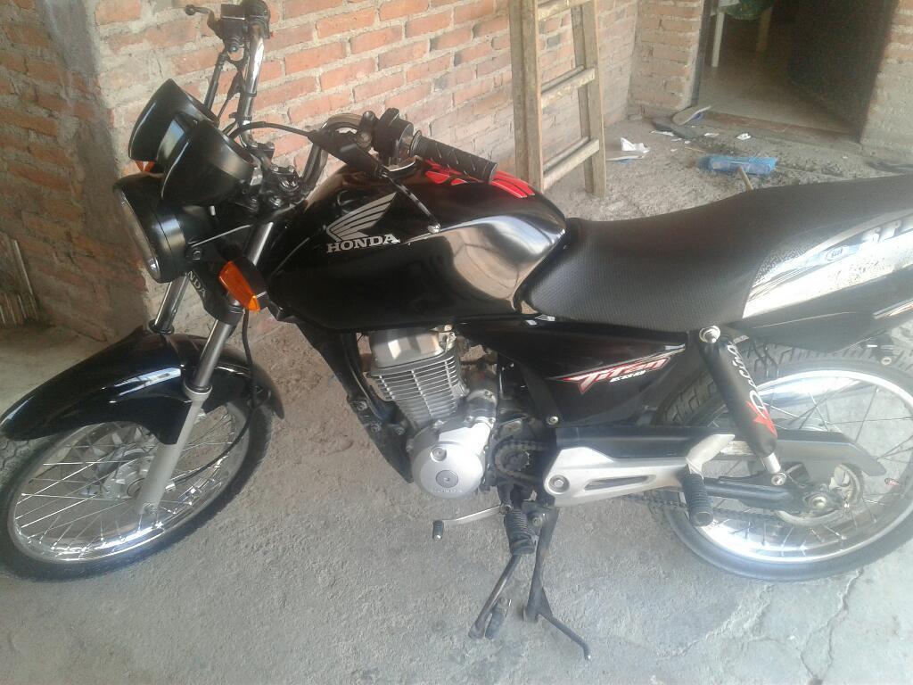 Vendo Titan Lista para Transferir