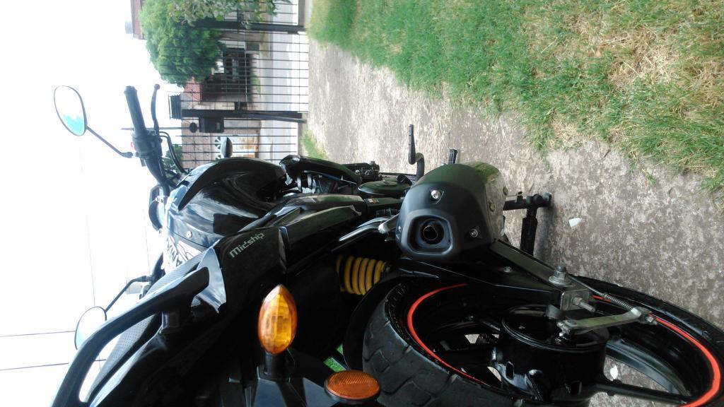 Vendo O Permuto (moto)