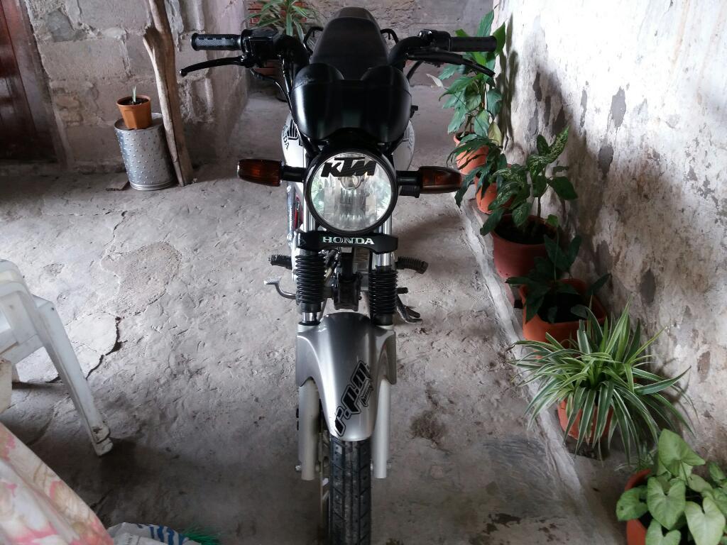 Se Vende Cg 150 a 27. Escucho Oferta