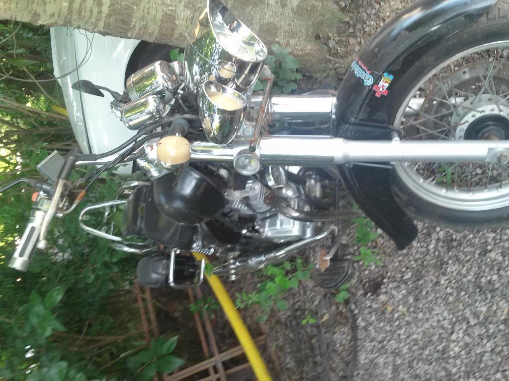 vendo motomel 200 muy buena recivo inferior 16000 pesos