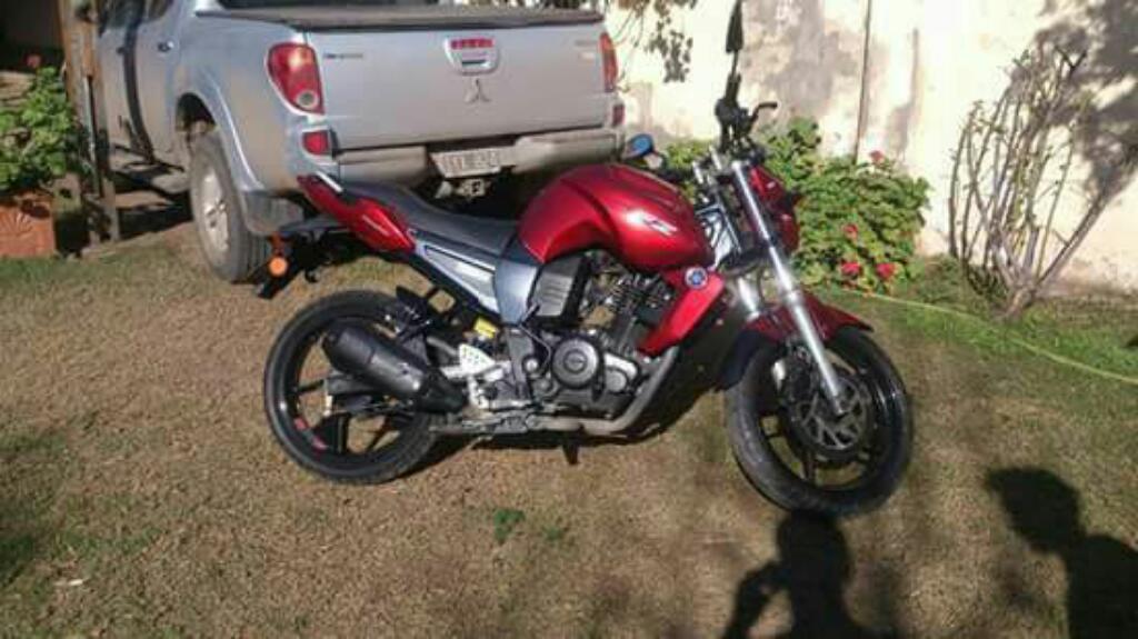 Vendo Fz,,2011 Japonesa