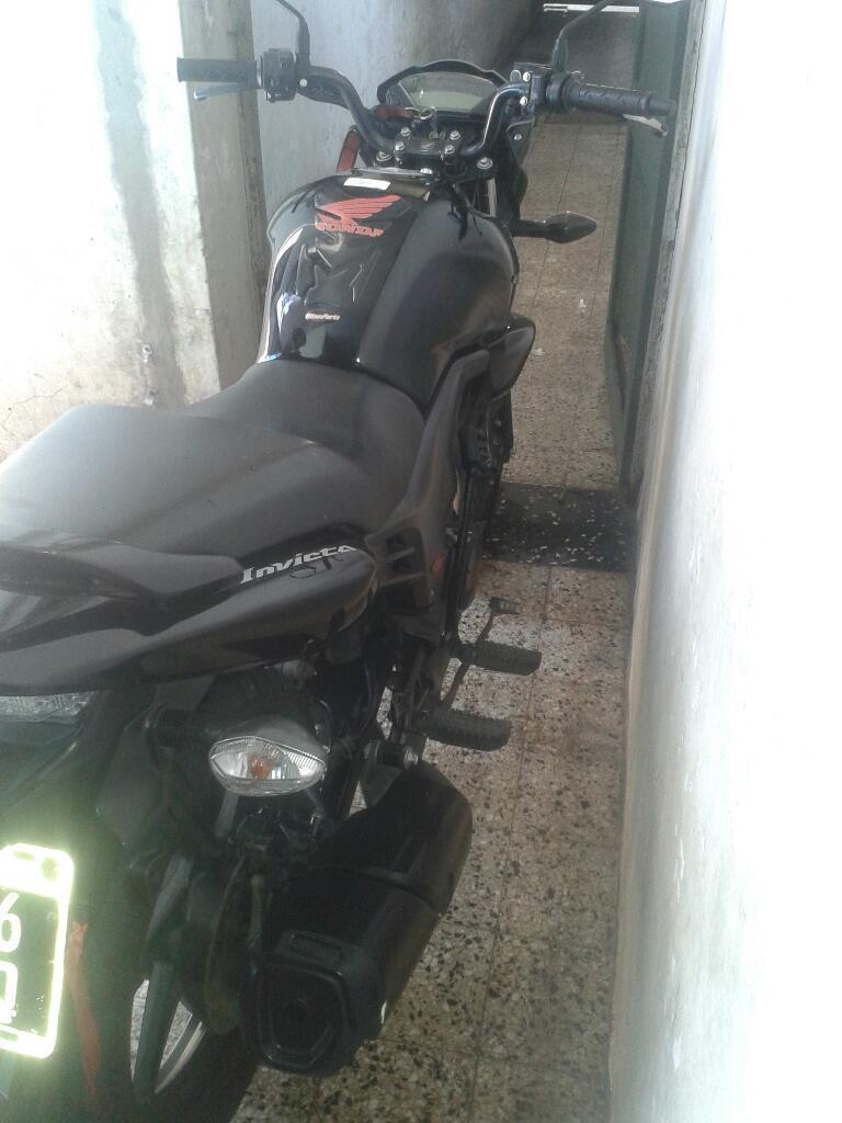 Vendo O Permuto por Auto O Moto