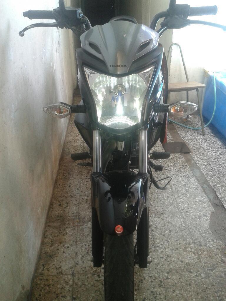 Vendo O Permuto por Auto O Moto