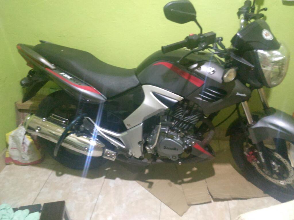 Vendo Zanella Rx 200