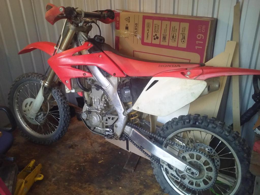 Honda CRF 250 R, año 2007, excelente estado