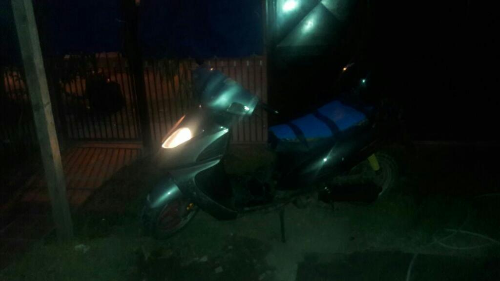 Permuto X Moto Vx150 Año 2009