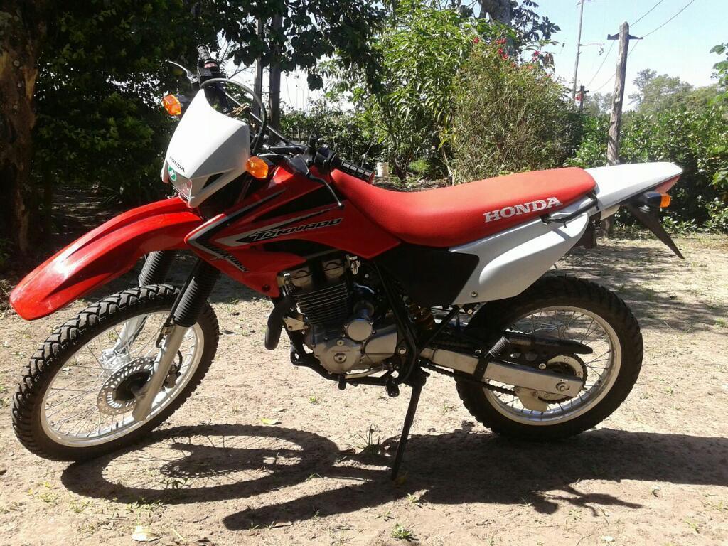 Vendo Honda Tornado Xr250 Modelo 2016