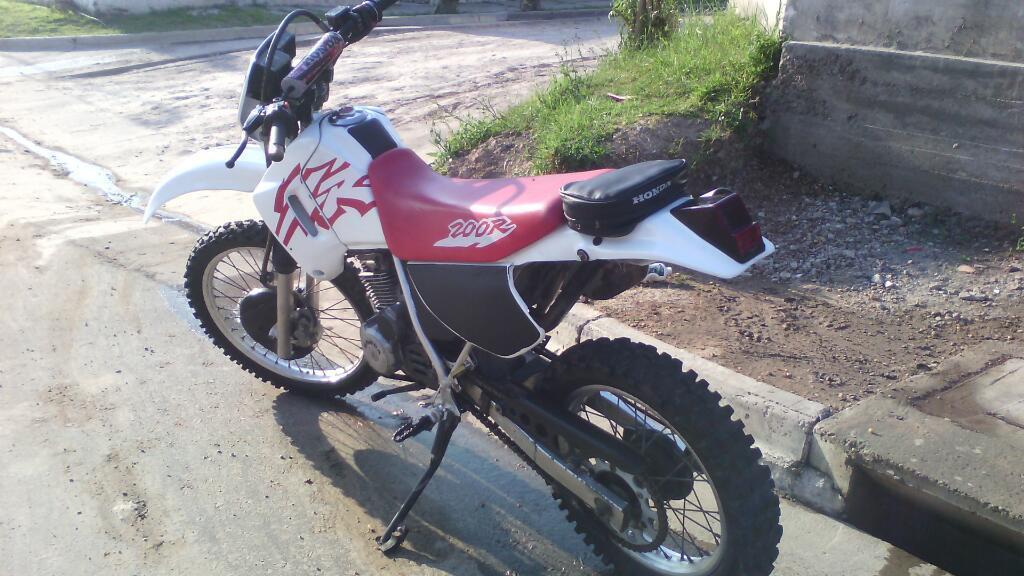 Vendo Xr Modelo 2000 con 08 Firmado Y en